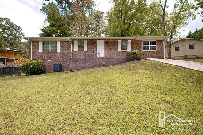 1006 Hampton Ct NW in Kennesaw, GA - Building Photo - Building Photo