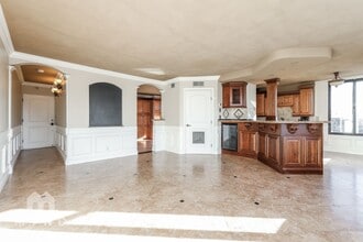 280 Island Ave in Reno, NV - Foto de edificio - Building Photo