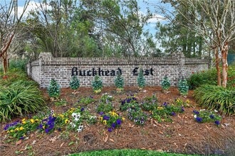 293 McCrady Dr in Richmond Hill, GA - Building Photo - Building Photo