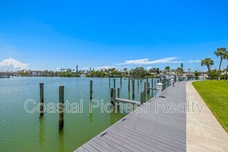 12356 Capri Cir N in Treasure Island, FL - Building Photo - Building Photo