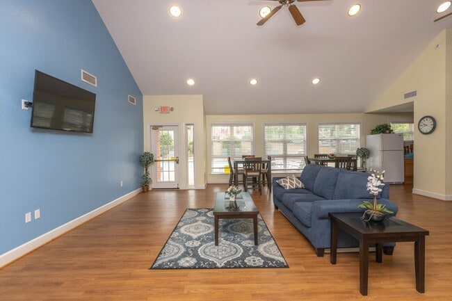 property at 20 Frontier Ridge Ct