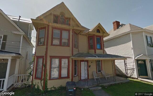 386 Forest Ave in Morgantown, WV - Foto de edificio
