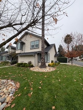 984 San Miguel Rd in Concord, CA - Building Photo - Building Photo