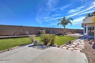 2131 S Peppertree Dr in Gilbert, AZ - Building Photo - Building Photo