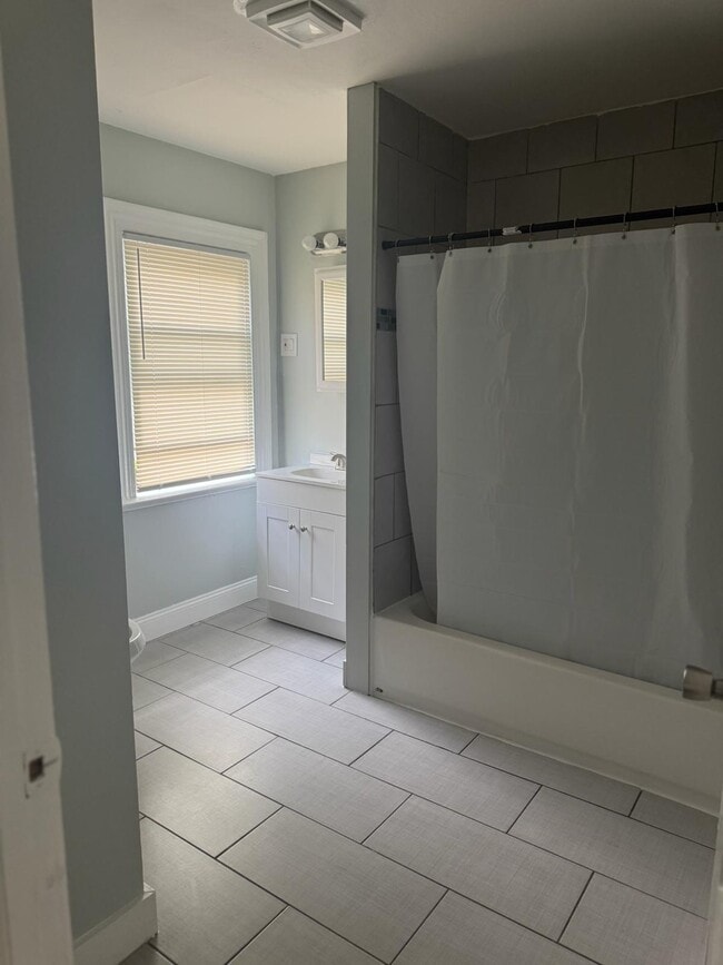 property at 607 Winthrop Ave
