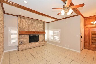 2600 E San Jose St in Laredo, TX - Building Photo - Building Photo