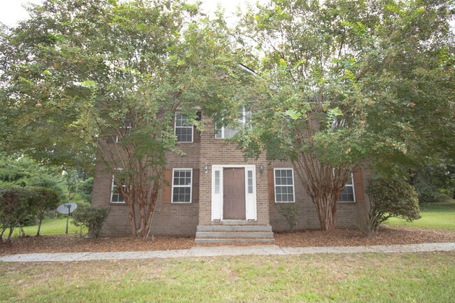 property at 1610 Drayton Ln