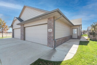 13607 Hunters View St in Wichita, KS - Building Photo - Building Photo