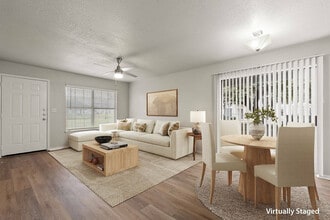 Avonmora Apartments in Austin, TX - Foto de edificio - Building Photo
