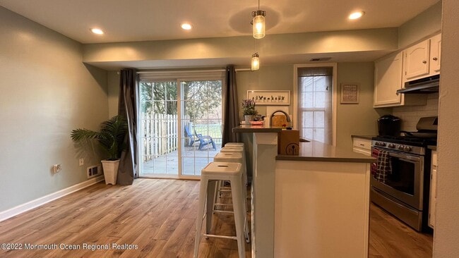 39 Duncan Way in Freehold, NJ - Building Photo - Building Photo
