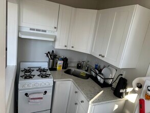 14 Farrington Ave, Unit 5 in Boston, MA - Foto de edificio - Building Photo