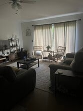 6053 Laurelwood Dr, Unit 6053 in Ft. Myers, FL - Foto de edificio - Building Photo