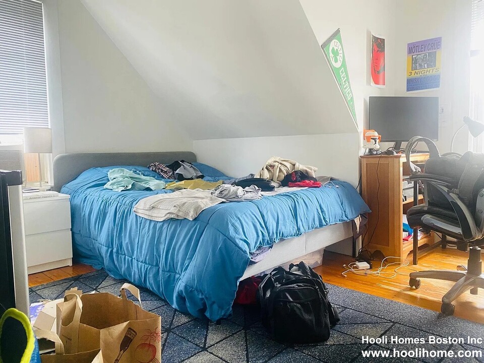 22 Ashford St, Unit 1 in Boston, MA - Building Photo