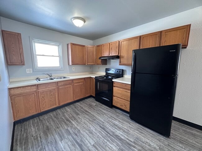 301 Victor St in Westville, IL - Building Photo - Building Photo