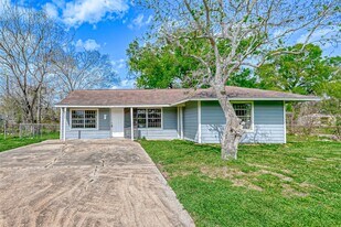 5315 Bellfort Ct in Houston, TX - Building Photo