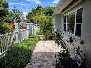 9071 Ridge Rd in Seminole, FL - Building Photo - Building Photo