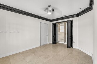 12680 SW 77th St-Unit -1 in Miami, FL - Building Photo - Building Photo