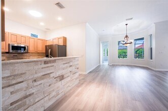 10800 Fieldfair Dr in Naples, FL - Building Photo - Building Photo