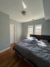 2253 W Rosemont Ave in Chicago, IL - Building Photo - Building Photo
