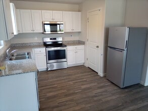 151 S Seneca Dr in Eloy, AZ - Foto de edificio - Building Photo