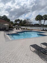 719 NW 92nd Ave in Plantation, FL - Foto de edificio - Building Photo