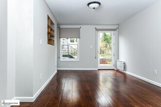471 Henry St, Unit 1 in Brooklyn, NY - Building Photo - Building Photo