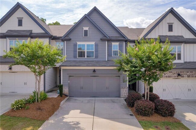 property at 5615 Parkview Ln