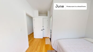 Room in Shared 5 bed/3 bath home in Queens, NY - Foto de edificio - Building Photo