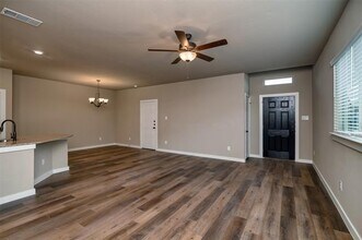 741 Fallow Dr in Venus, TX - Building Photo - Building Photo