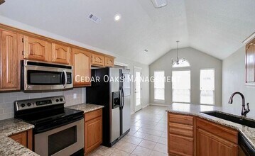 3121 Eaglecrest Cir in Springdale, AR - Building Photo - Building Photo