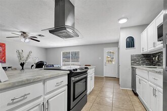 4350 Kacee Dr in Houston, TX - Building Photo - Building Photo