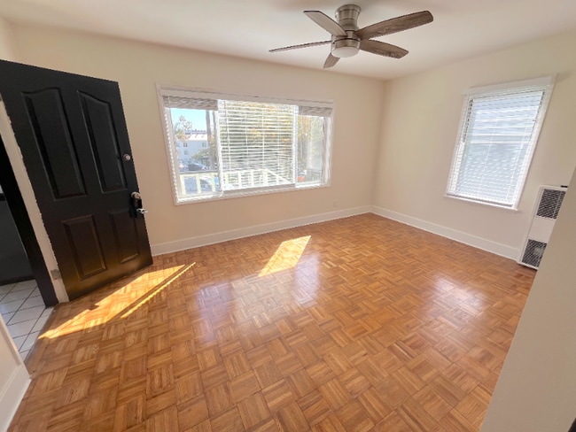 270 Cliff Dr, Unit 7 in Laguna Beach, CA - Building Photo - Building Photo