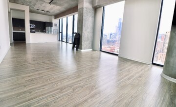 1319 S Wabash Ave in Chicago, IL - Foto de edificio - Building Photo