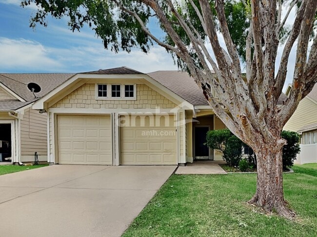 property at 210 Hilltop Dr