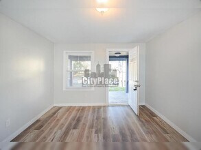 5963 Rawles Ave in Indianapolis, IN - Building Photo - Building Photo