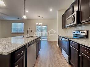 1813 Produce Ln in Johns Island, SC - Building Photo - Building Photo