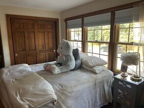 33 Woodland St in Newburyport, MA - Building Photo - Building Photo