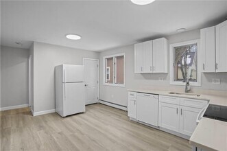 164 Fruit Hill Ave in Providence, RI - Building Photo - Building Photo