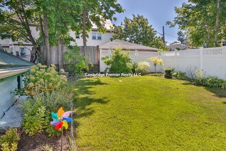 745 Fellsway in Medford, MA - Building Photo - Building Photo