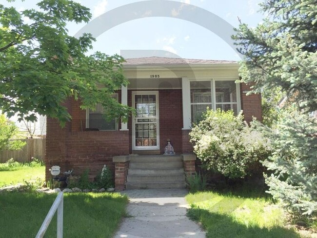 property at 1985 S Corona St