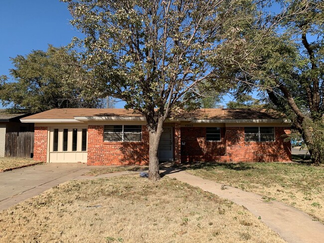 4902 43rd St in Lubbock, TX - Building Photo - Building Photo