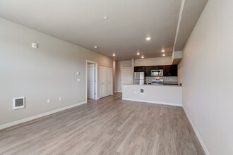 Lakemont Ridge in Portland, OR - Building Photo - Building Photo