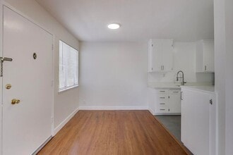 2339 Eighth St in Berkeley, CA - Building Photo - Building Photo