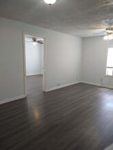 5237 Mulford St, Unit .5 in Houston, TX - Building Photo - Building Photo