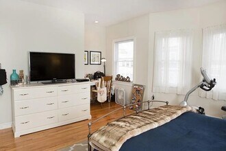 159 W Sixth St in Boston, MA - Building Photo - Building Photo