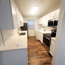 9755 Chase Cir in Arvada, CO - Building Photo - Building Photo
