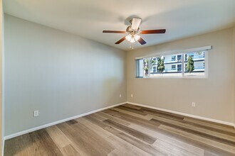 Woodlawn Gardens Apartments in Chula Vista, CA - Foto de edificio - Building Photo