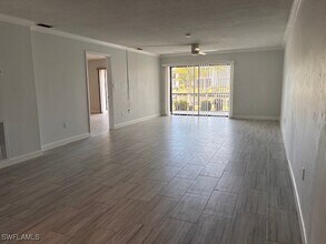 4715 Santa Barbara Blvd in Cape Coral, FL - Building Photo - Building Photo