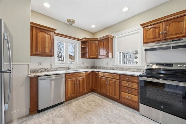 202 North St, Unit 1 in Salem, MA - Foto de edificio - Building Photo