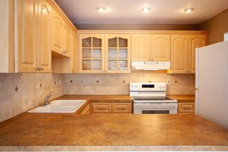 9301 SW 92nd Ave, Unit A-201 in Miami, FL - Foto de edificio - Building Photo